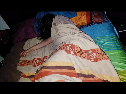 ❤️ Stiefzoon die zijn jonge stiefmoeder berispt terwijl ze slaapt. ❤❌ Russian porno at nl.ixiporn-com.ru ☑